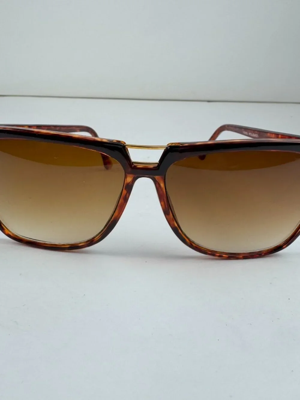 Unisex Hand Polished Tortoiseshell Square Sunglasses-Minor Scratches, Frame Bent